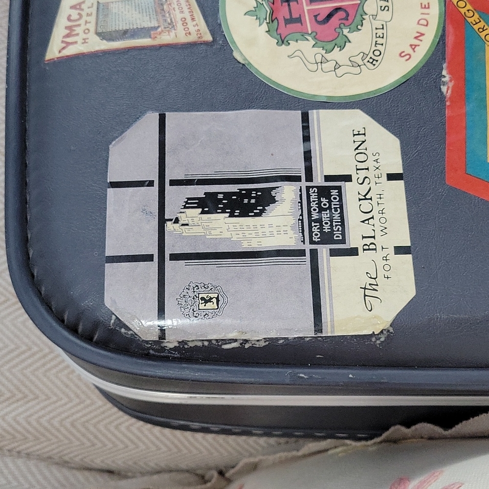 Vintage Fingerhut Luggage Small Case - Picture 9 of 10